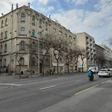 Roof Top Charming Francis Square Апартаменты
